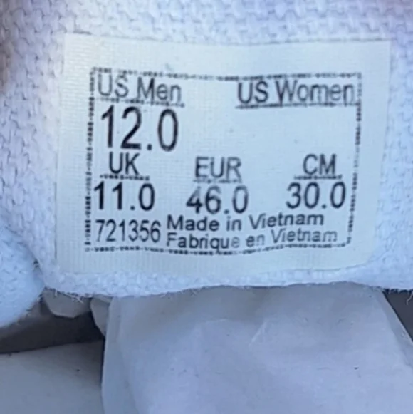 Vans Old Skool Classic All-White Men's Sneakers 12 - Picture 16 of 16